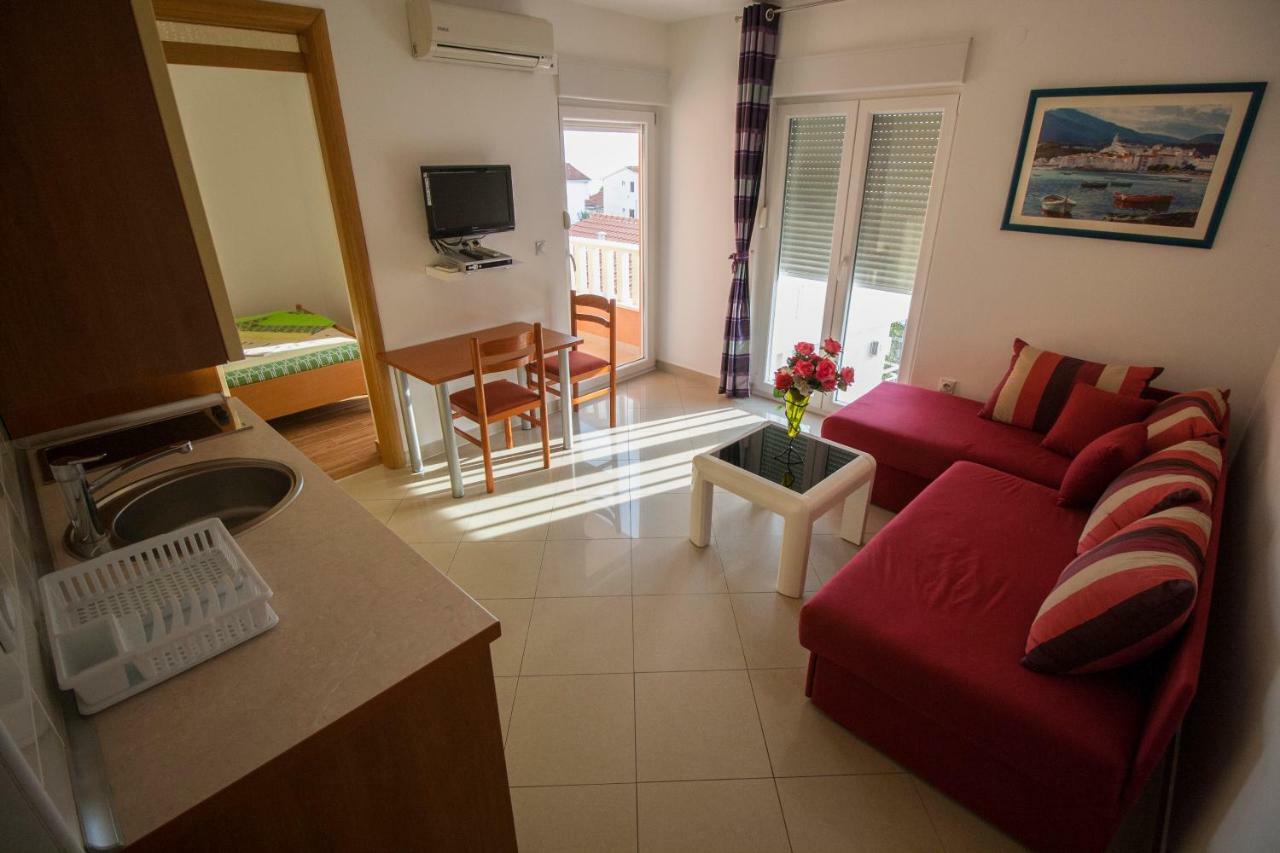 Apartments Knezovic Gradac  Zewnętrze zdjęcie